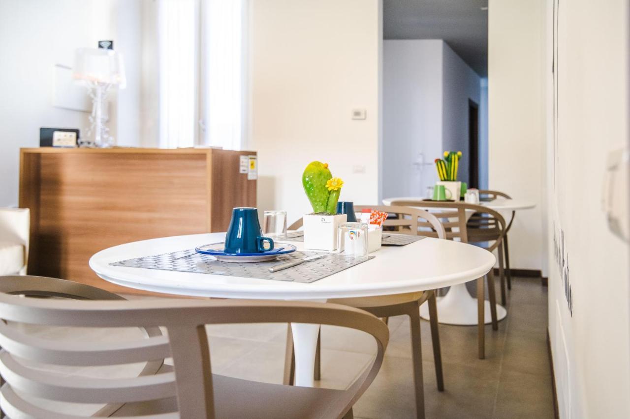 Arco Dei Pinto Bed & Breakfast Salerno Exterior photo