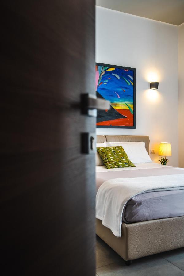 Arco Dei Pinto Bed & Breakfast Salerno Exterior photo
